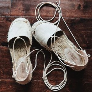 TAN / CREAM ESPADRILLES SANDALS